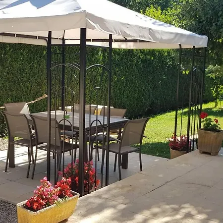 Hébergement de vacances Chez Lilly **** Charmant Et Authentique Frayssinet-le-Gélat